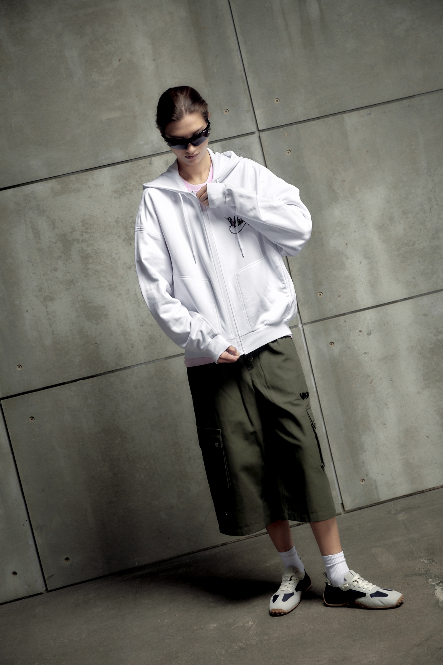 Худи VNVA White