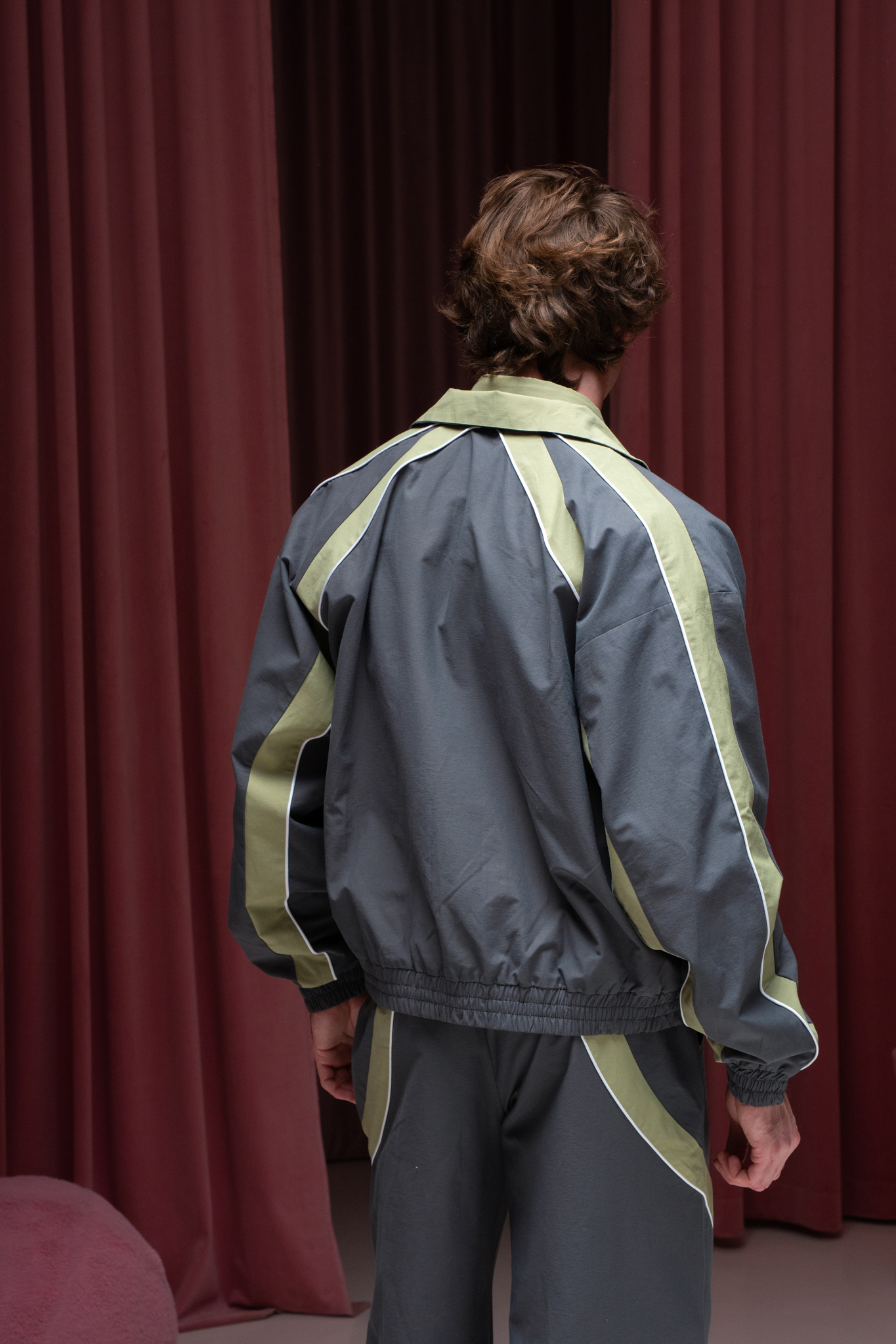 Ветровка-олимпийка Графит