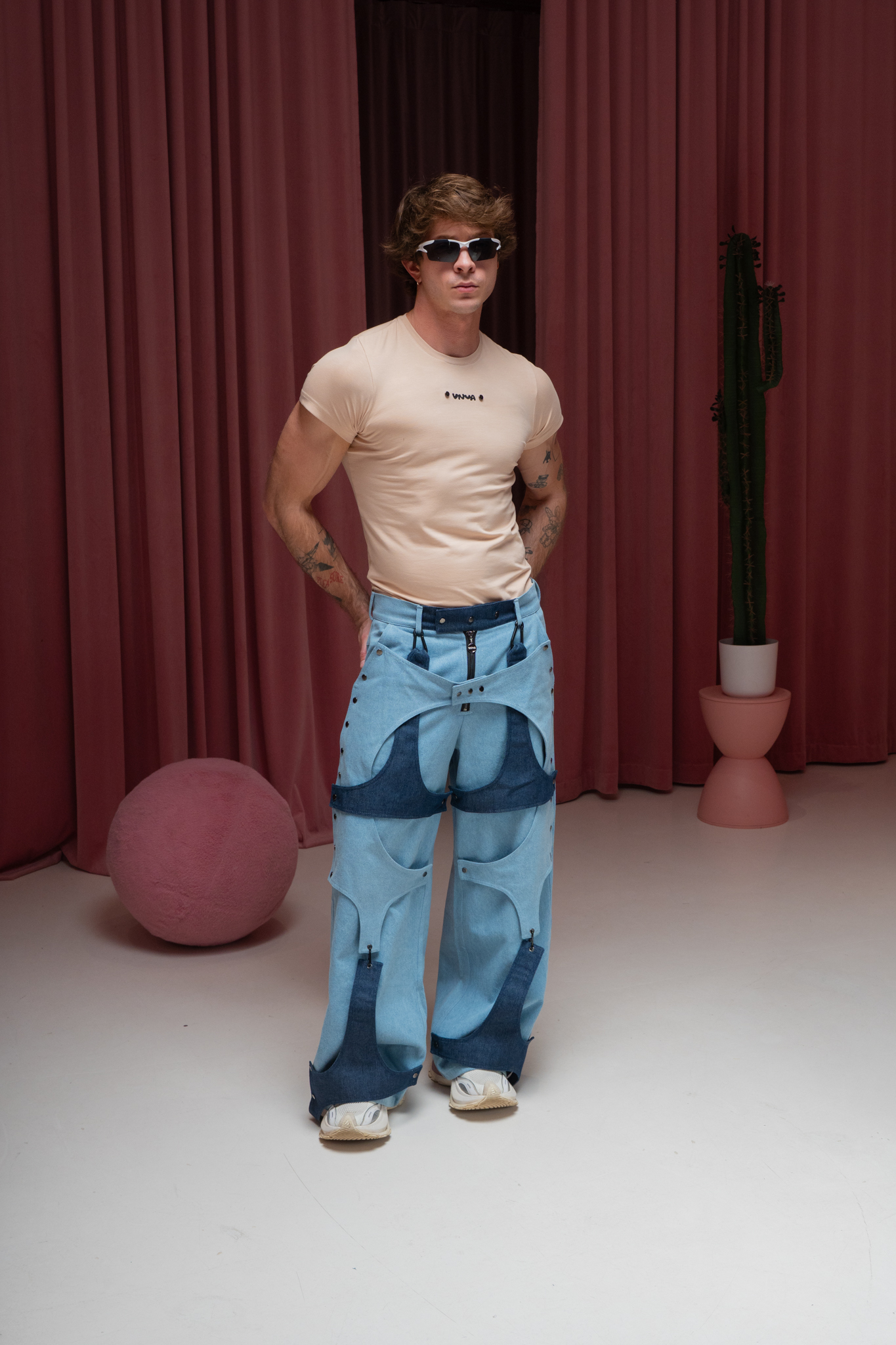 Джинсы с карабинами ПАЗЛ