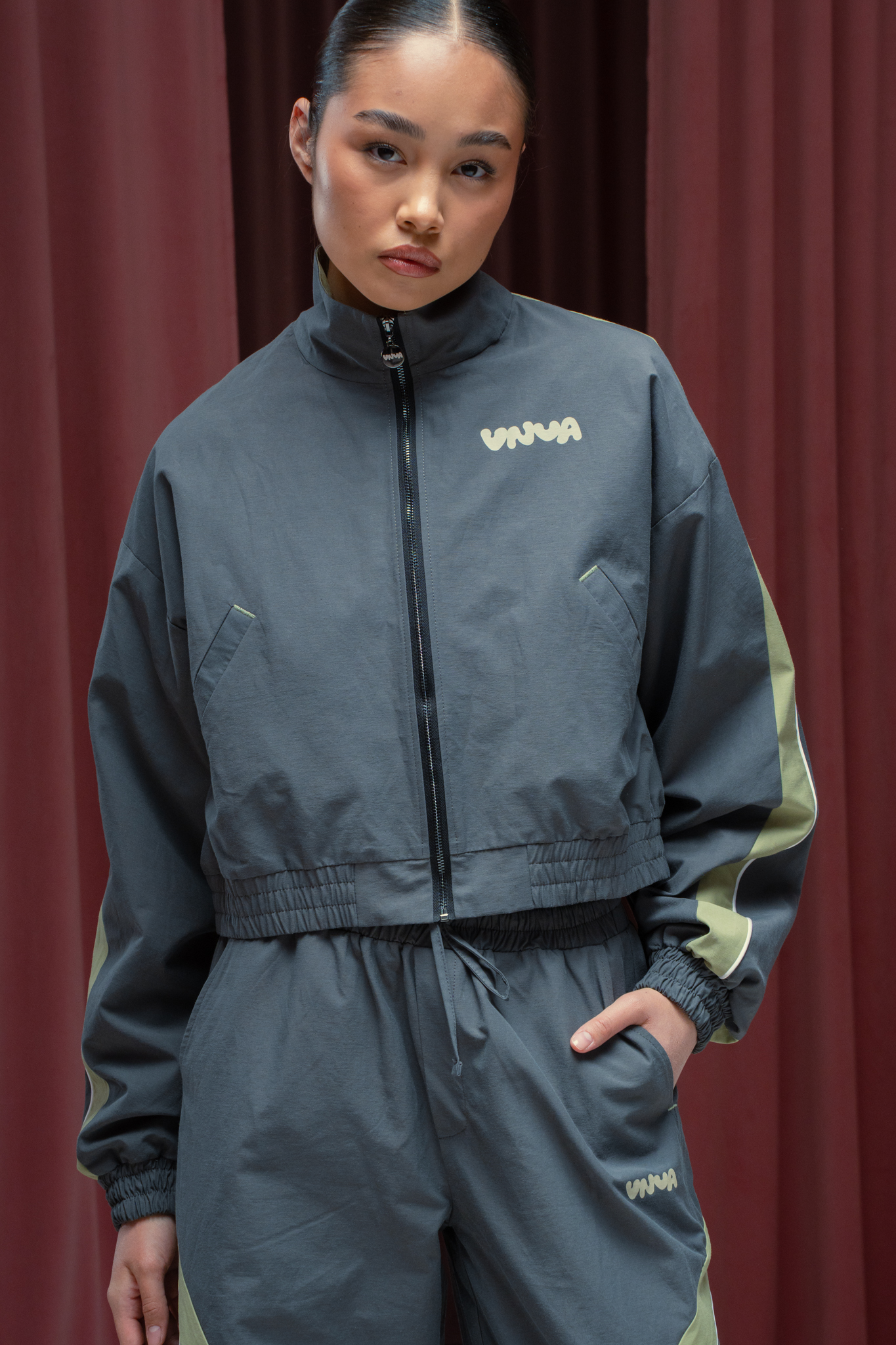 Ветровка-олимпийка Graphite