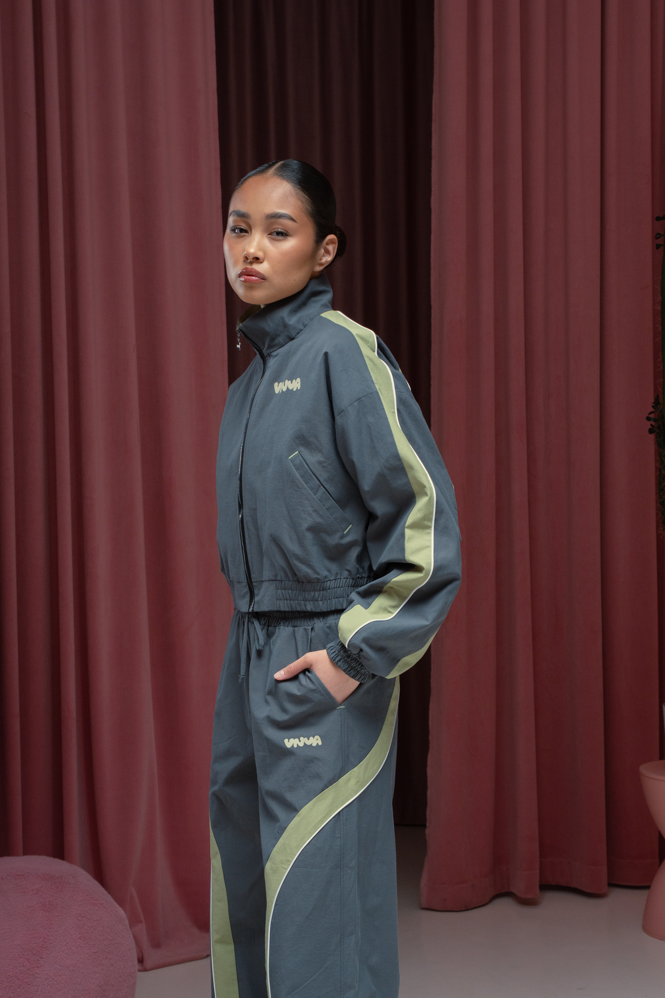 Ветровка-олимпийка Graphite