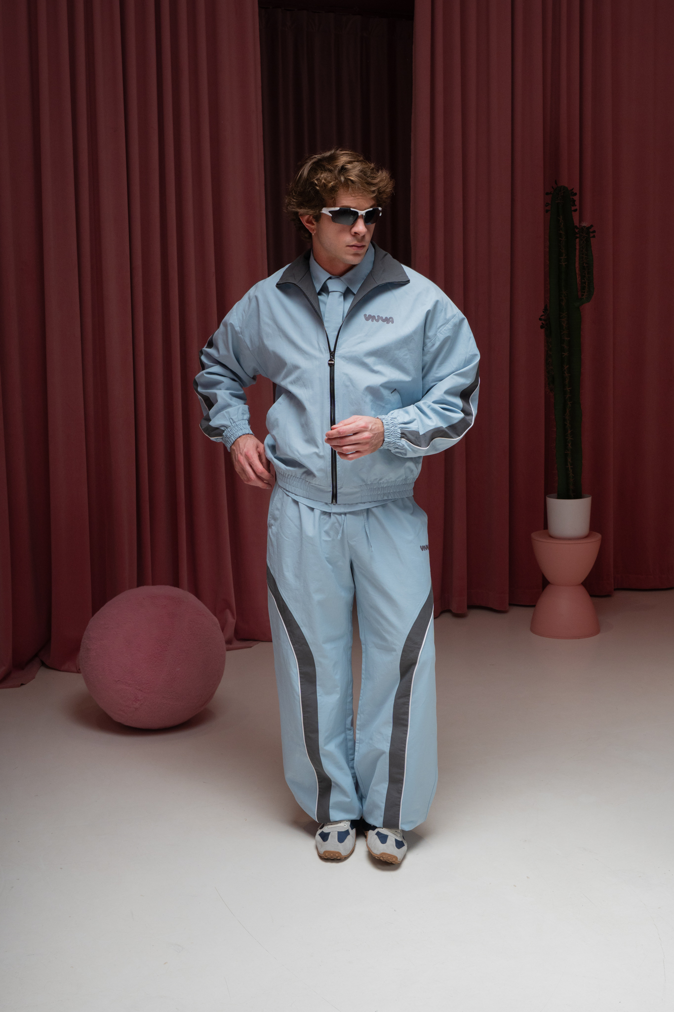 Брюки с лампасами спорт Голубые