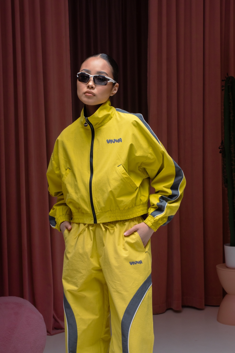 Ветровка-олимпийка Yellow